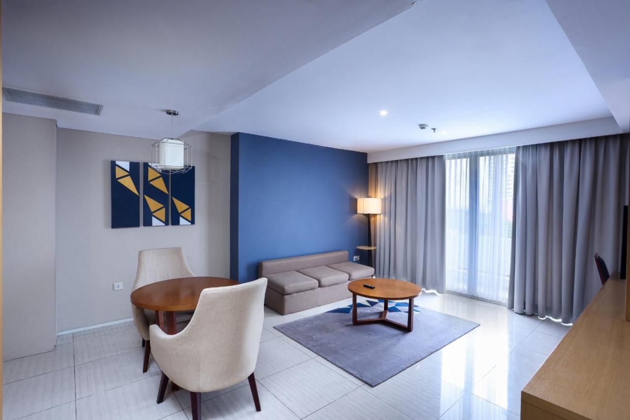 Swiss-Belhotel Pondok Indah Yakarta Exterior foto