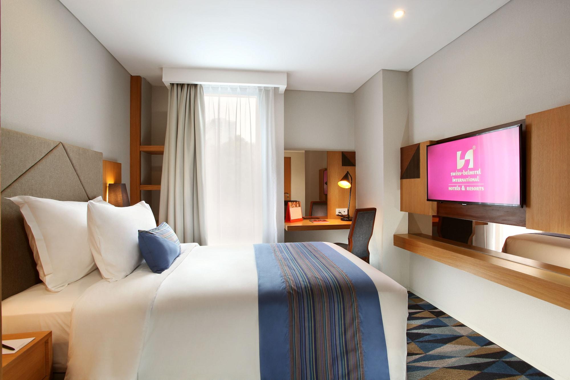 Swiss-Belhotel Pondok Indah Yakarta Exterior foto